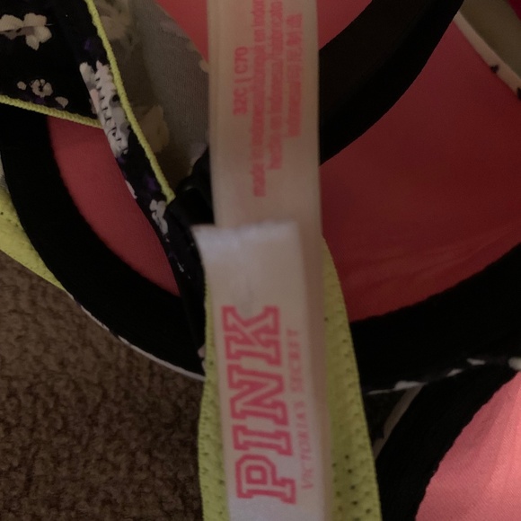 Floral PINK bra 32C Victoria Secret - Picture 4 of 4